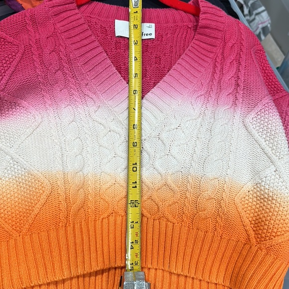 Wilfred free crop sweaterNWT - Picture 6 of 6